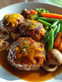 amish hamburger steak bake