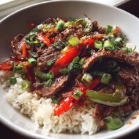 beef and pepper rice bowl