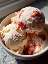 strawberry cheesecake ice cream