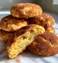 crumbl snickerdoodle