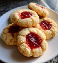 giant eagle thumbprint cookies
